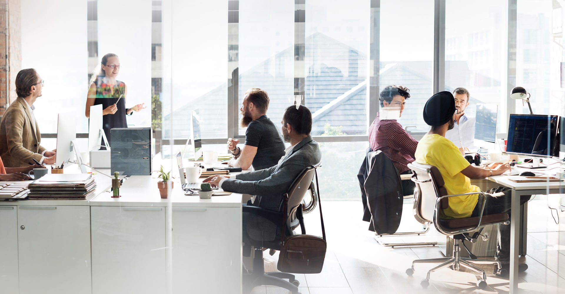 Contracting Manager - London - £35k-£42k + perks (PTR 5215)
