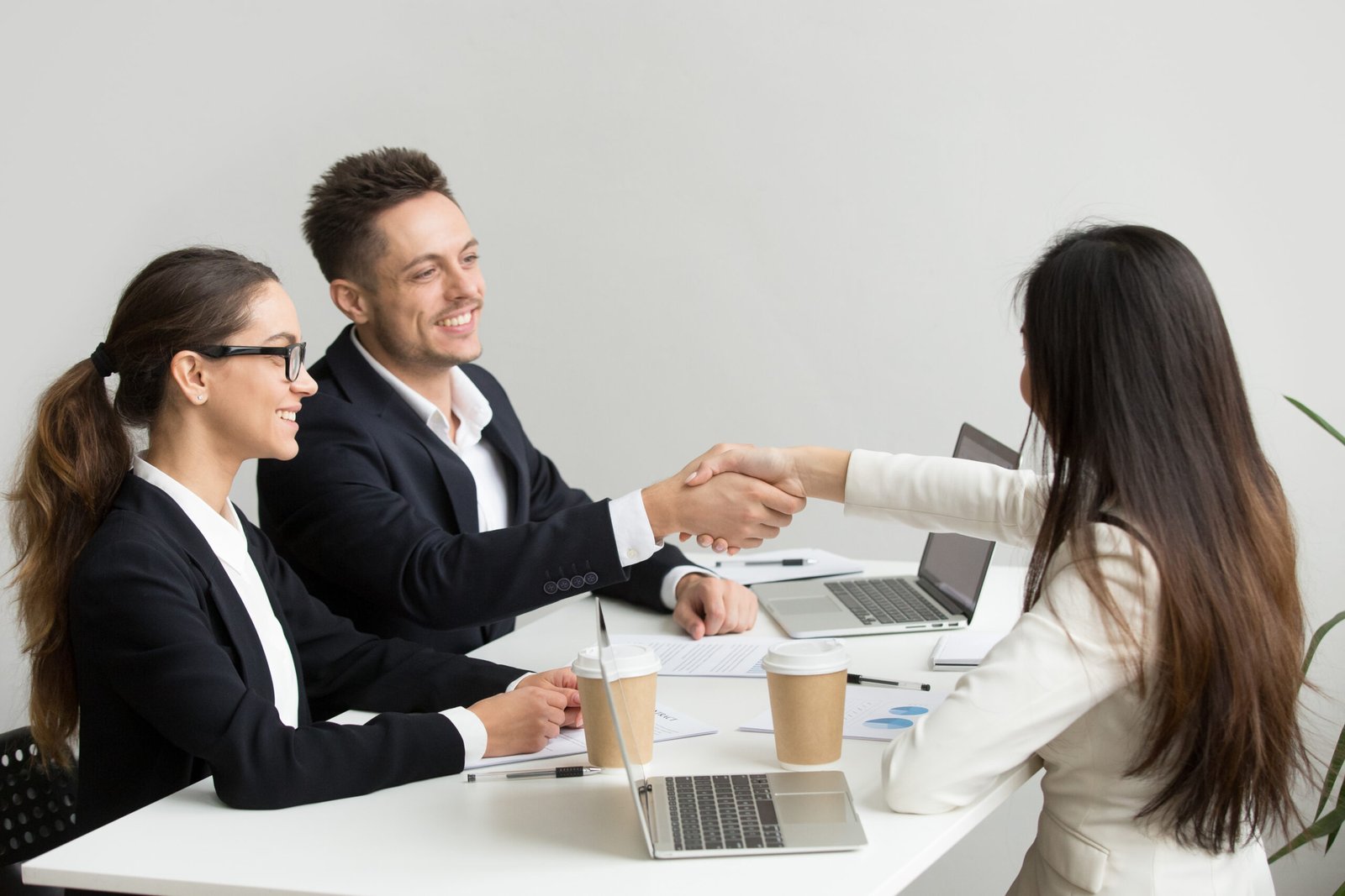 Commercial & Creative Travel Consultant - Gloucester - up to £34k + perks (PTR 6036)